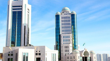 Фотография к новости: В Мажилисе проходит заседание с участием Президента РК 