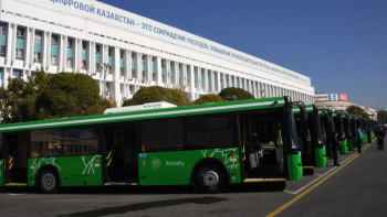 Фотография к новости:  200 новых автобусов прибыли в Алматы