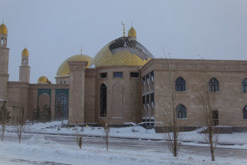 Фотография к новости: Как ураган изменил облик Астаны за сутки