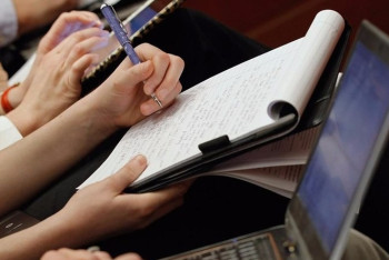 Фотография к новости:  Начался приём заявок на премию "Үркер" в области журналистики 