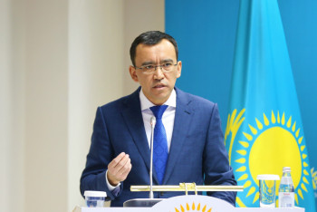 Фотография к новости: Казахский алфавит стал более практичным и функциональным - Ашимбаев