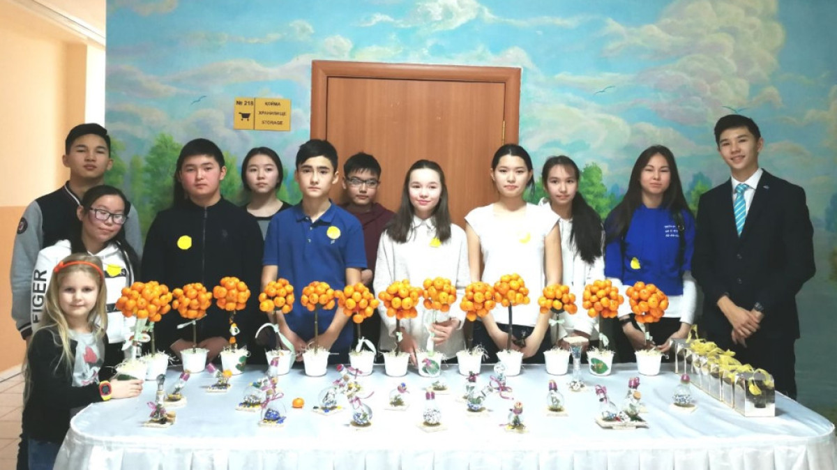  организаторов