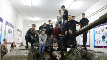 Фотография к новости: Воспитанники детского дома посетили Кадетский корпус в Астане