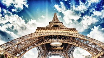 Фотография к новости: В Астане открылся визовый отдел посольства Франции