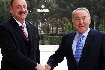 Фотография к новости: Назарбаев: Братскому народу Азербайджана – мира и прогресса