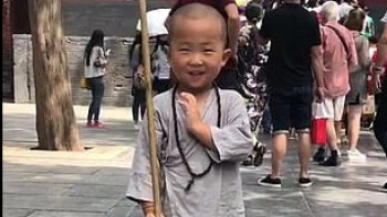 Фотография к новости:  Трёхлетний кунг-фу малыш из Китая покоряет сеть  