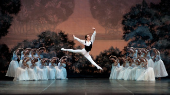 Фотография к новости: Премьера балетов "Шехеразада" и "Шопениана" пройдёт в Астане 