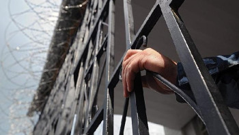 Фотография к новости: Как Жамалиеву: скольким казахстанцам смягчили наказание