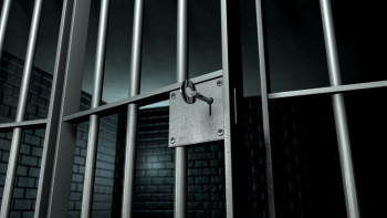 Фотография к новости: Число задержанных и арестованных снизилось на треть – Кожамжаров