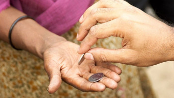 Фотография к новости: Казахстанцев предупредили о росте фактов мошенничества в сфере благотворительности