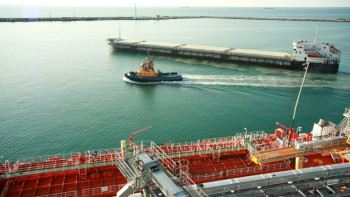 Фотография к новости: Морской порт Актау утратил статус международного