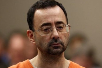 Фотография к новости: Врача сборной США по спортивной гимнастике приговорили к 175 годам тюрьмы 