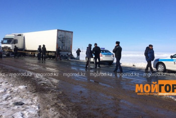 Фотография к новости: Девушка погибла при столкновении легковушки с большегрузом в ЗКО