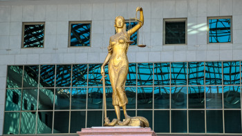 Фотография к новости: Число обжалований по уголовным и административным делам снижено вдвое за полгода – Верховный Суд РК