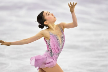 Фотография к новости: Казахстанская фигуристка Элизабет Турсынбаева стала 11-й на ЧМ в Милане