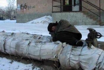 Фотография к новости: Десятки бездомных спасли от морозов полицейские Астаны