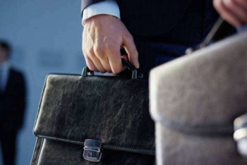 Фотография к новости: На пять лет помолодели госслужащие в Казахстане за четверть века 