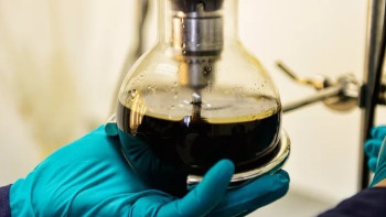 Фотография к новости: В Казахстане нефтедобыча за январь выросла на 7% за год