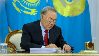 Фотография к новости: Нурсултан Назарбаев подписал ряд законов 