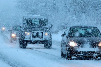 Фотография к новости: Сотни ДТП и фактов повреждения авто зафиксированы в Астане в день урагана