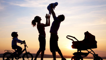 Фотография к новости: В Казахстане 82% детей проживают в полной семье – МОН РК  