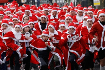 Фотография к новости: Парад Дедов Морозов и Снегурочек пройдёт в Актау