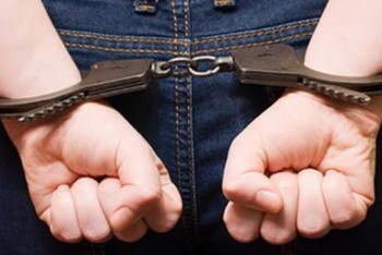 Фотография к новости: Подозреваемые в квартирных кражах казахстанцы задержаны в Бишкеке 