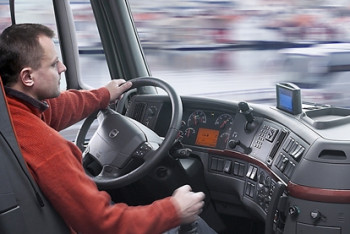 Фотография к новости: Как будут повышать качество подготовки водителей, рассказали в союзе транспортников