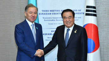 Фотография к новости: Нигматулин провёл встречи со спикерами парламентов ряда стран 