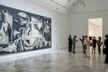 Фотография к новости: Картину Пикассо стоимостью 1,5 млрд тенге изъяли в Алматы 