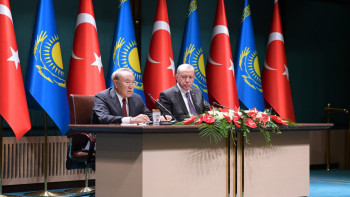 Фотография к новости: Довести товарооборот до 5 млрд долларов в год планируют Казахстан и Турция