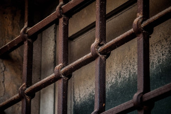 Фотография к новости: Жителя Костанайской области осудили за совращение несовершеннолетней