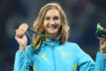 Фотография к новости: Ольгу Рыпакову официально признали бронзовой призеркой ЧМ - 2008 