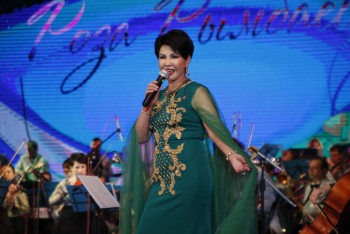 Фотография к новости: Роза Рымбаева: Аким пять лет не пускал меня в Семей