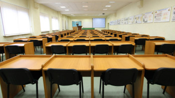 Фотография к новости: У вузов Казахстана отзывают лицензии за низкое трудоустройство выпускников