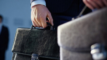 Фотография к новости: Чтобы повысить оклады на 62%, в Нацбюро сократили штат заместителей в несколько раз