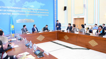 Фотография к новости: В Казахстане запустили новый социальный проект Jas Diplomat 