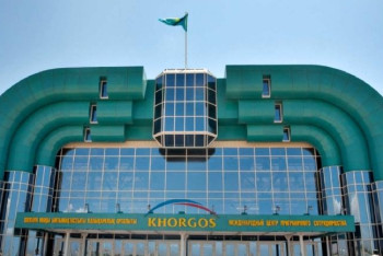 Фотография к новости: Торговля на Хоргосе приостановлена из-за празднования Нового года в КНР