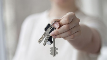 Фотография к новости: Верховный суд РК помог пенсионерке вернуть квартиру 