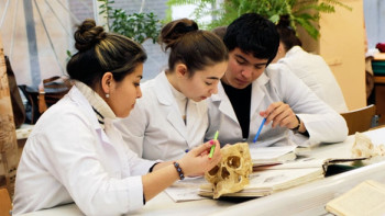 Фотография к новости: Студенты из Индии будут учиться на врачей в Кокшетау