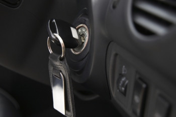 Фотография к новости: Мать посадила 11-летнего сына за руль Lada в Алматинской области