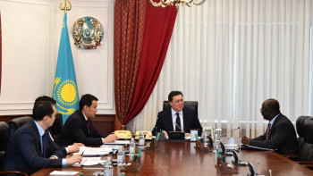 Фотография к новости: Мамин провел встречи с представителями Всемирного банка и ЕБРР