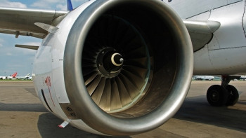 Фотография к новости: Задымление в самолёте "Эйр Астаны": двигатель отправили на экспертизу