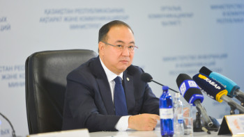 Фотография к новости: Малик Мурзалин ответил на самые острые вопросы акмолинцев