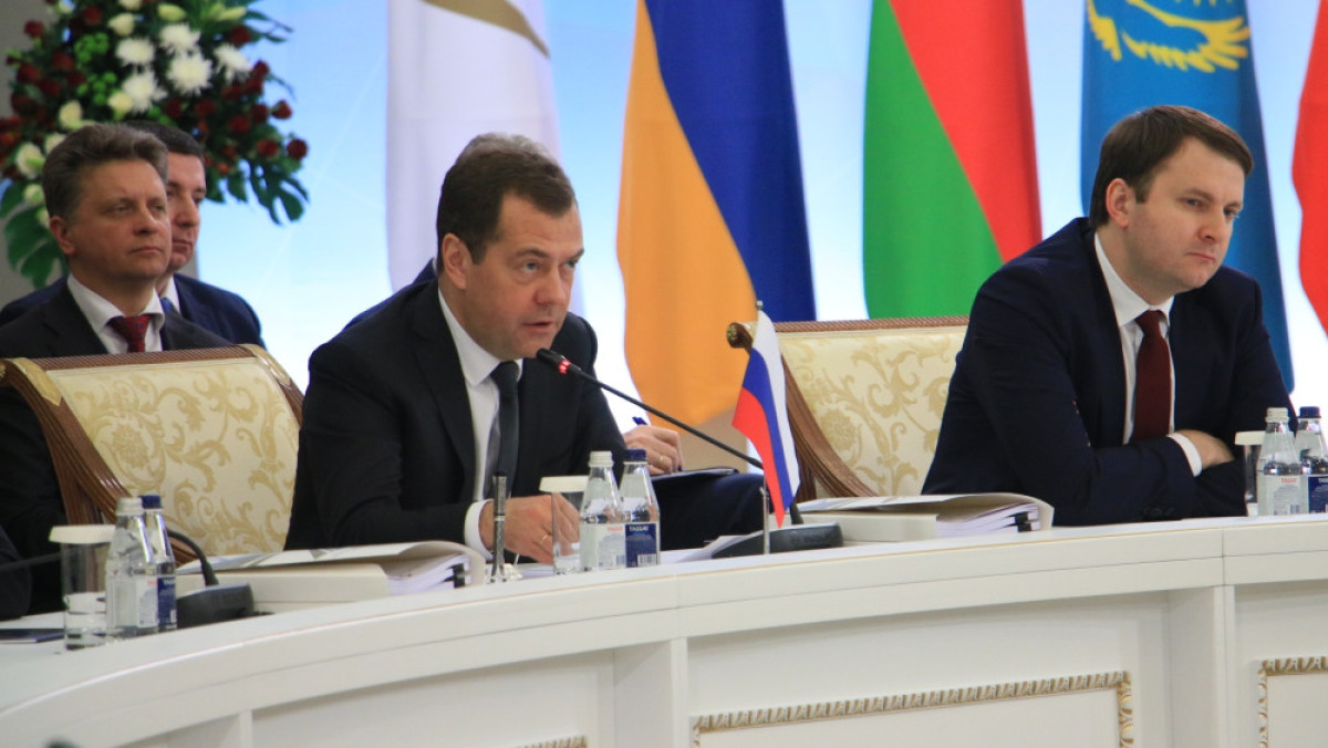  Руслан Канабеков