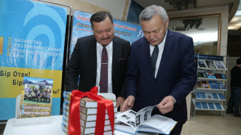 Фотография к новости: Новыми экспонатами пополнился Историко-культурный центр Первого Президента в Темиртау