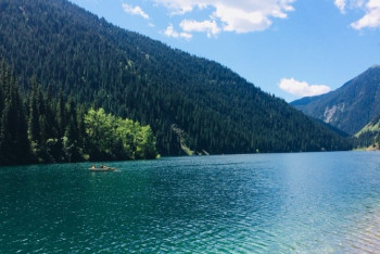 Фотография к новости: До Кольсая и Чарына алматинцы будут добираться с новой точки