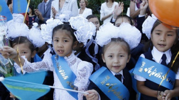 Фотография к новости: Более 18 тысяч первоклассников примут школы Астаны в новом учебном году