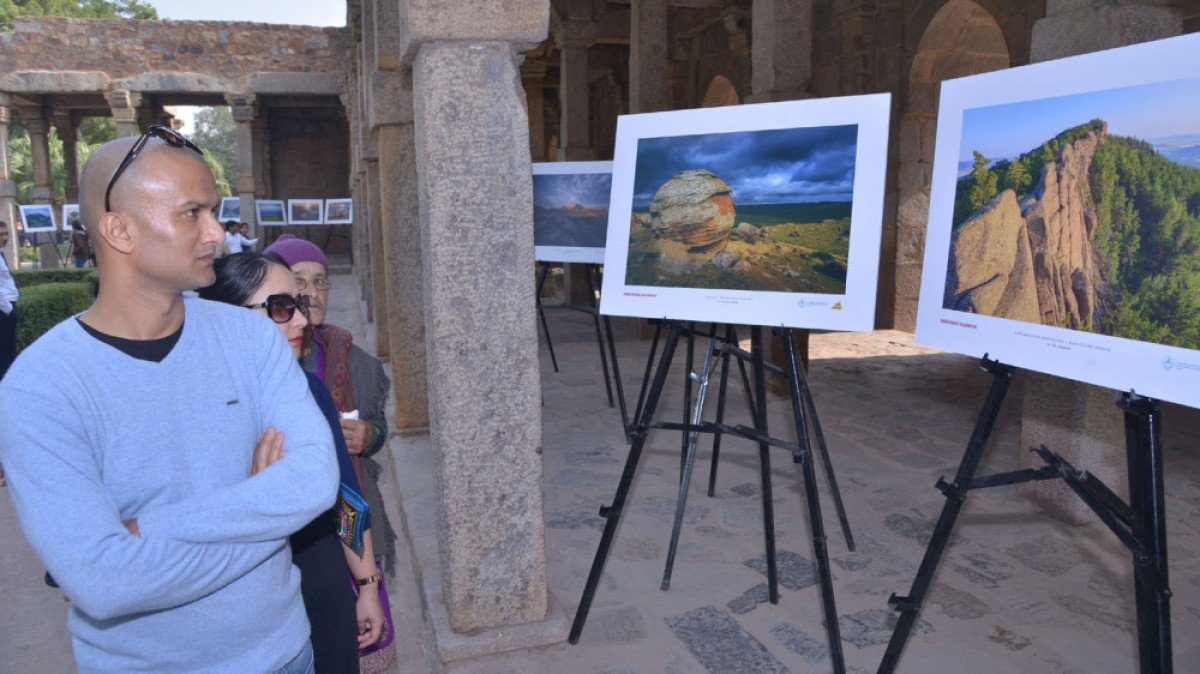  пресс-служба Фонда Первого Президента РК - Елбасы