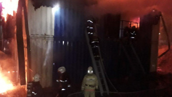 Фотография к новости: Пожар в общежитии из контейнеров в Астане: погиб гражданин Узбекистана